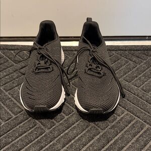 Propet Black Knit Women's Athletic Shoes